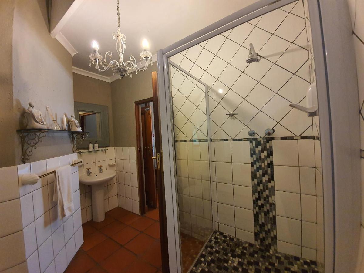 Waterhouse Guest Lodge - Indus Street Pretoria-Noord Eksteriør billede